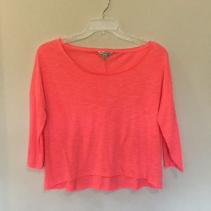 American Eagle quarter length sleeve crop top